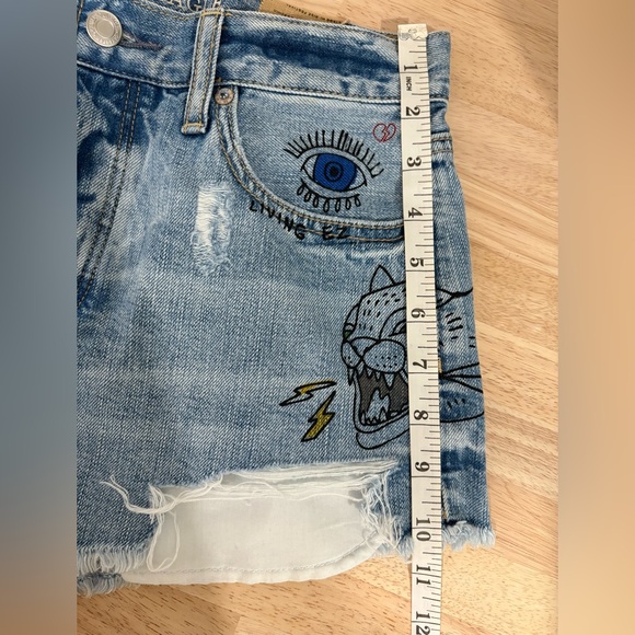 NWT Fun AE Denim Shorts - Picture 6 of 9